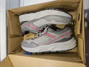 Columbia Men's Plateau Waterproof Hiking Shoe Grey Red Size 11