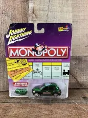 JOHNNY LIGHTNING MONOPOLY NORTH CAROLINA AVENUE CHRYSLER PT CRUISER GREEN CARDED