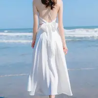 在飛比找蝦皮商城精選優惠-白色連衣裙甜美裙子女夏季長裙仙女裙吊帶露背沙灘裙海邊度假吊帶