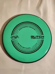 MVP Disc Golf Neutron Glitch Soft Putter Hybrid Catch 1/7/0/0 Grey 151 Gram