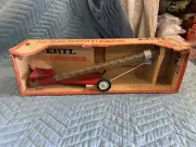 1/16 Carter Tru-Scale Rocket Auger Elevator With Box