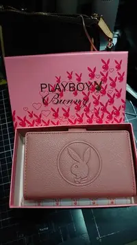 在飛比找Yahoo!奇摩拍賣優惠-【專櫃正品】PLAYBOY 中夾 BUNNY QUEEN系列