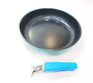 韓國 CERACOAL 鋁合金陶瓷 炒鍋 / 28公分 /淺藍 /附活動式鍋把