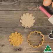 Daisy Flower Cookie Cutter and Embosser Stamp