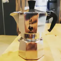 在飛比找蝦皮購物優惠-全新Bialetti 摩卡壺 (2人份)