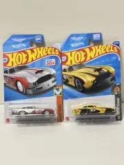 Hot Wheels Aston Martin DB4GT High Speed - 2 Car Lot-Silver & Yellow