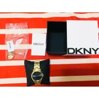 在飛比找蝦皮購物優惠-DKNY金色精典女錶