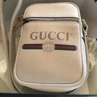在飛比找蝦皮購物優惠-Gucci logo肩背小包