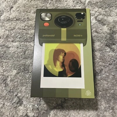 Polaroid Now Gen 2 Instant Camera - Forest Green - Brand New Sealed