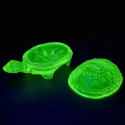 Uranium Glass Trinket Box Turtle Vaseline Yellow Glass Jewelry Glass Box