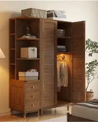 在飛比找蝦皮購物優惠-實木衣櫃日式簡約現代原木衣櫃木質家用臥室小戶型現代百葉門衣櫃