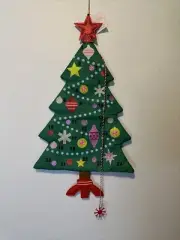 Target felt wondershop advent count down calender christmas tree 26”-15”