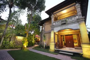 捷鵬峇裏島酒店Jepun Bali Hotel