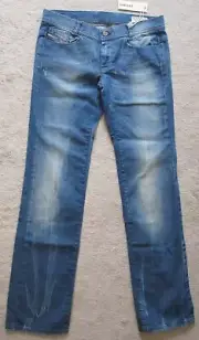NEW Women's DIESEL "SOOZY" - JEANS/PANTS - 28" x 32" - STONEWASHED -Reg $189.95
