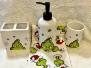 Grinch Soap Dispenser Bathroom Set Ceramic 4pc Dr. Seuss Grinch Hand Towel Set