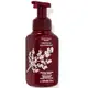 《Bath & Body Works BBW 》泡沫慕斯洗手液【冰霜蔓越莓】Frosted Cranberry 259ML