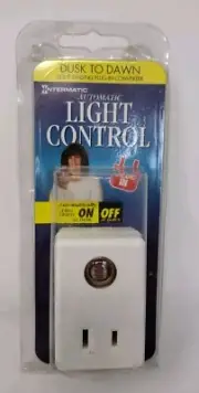 NEW OLD STOCK INTERMATIC 1996 Indoor Nite Eye Light Sensor Dusk to Dawn # NE5C