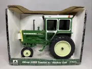 OLIVER 1655 Tractor w/ Hiniker Cab 1:16 NIB Ertl Die-Cast Metal FREE SHIPPING C4