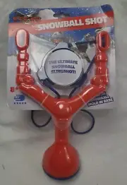 Flexible Flyer Snowball Slingshot with built in snow ball mold. New