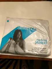 STATEPRIDE ONE FULL FLAT SHEET - WHITE - NEW IN PACKAGING.