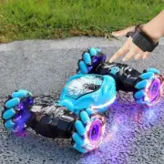 4WD RC Drift Car with Music Led Lights 2.4G Radio Remote Control Spray Car Toy