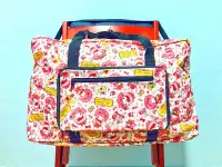 在飛比找Yahoo!奇摩拍賣優惠-新品現貨 大容量 三麗鷗 美樂蒂 可折疊 行李袋 收納包 旅