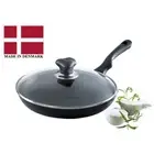 Scanpan – Ergonomic Handled Stratanium Non-Stick Frypan with Lid 26cm