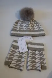 NWT Womens Tina Demel 2PC Camel-Cream Knit Houndstooth Beanie Hat & Gloves Set