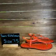 New Womens Sam Edelman Gigi T-Strap Red Scale Print Leather Sandals Size 7.5 M