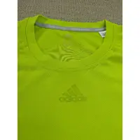 在飛比找蝦皮購物優惠-adidas 螢光黃螢光綠短袖運動T-shirt 慢跑衣 籃