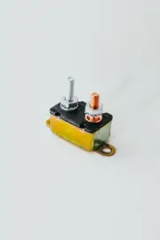 Cole Hersee 30055-50-BP 50 Amp 12V Circuit Breaker (Met Brk Hwd)