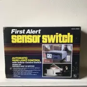 First Alert Sensor Switch PIR850- Automatic Light Yard Control- Open Box