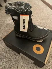 Bogs Women’s Arcata Knit Waterproof Winter Boots Black, Size 6 M