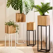 Manly Wooden Decorative Pot on Metal Stand [HABMPOSAW23A]