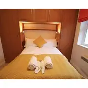 Quiet Riverside Apartment With Views And Parking