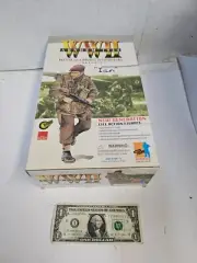 Dragon Models - 12" New Generation [1/6th Scale] IAN Action Figure - With Extras