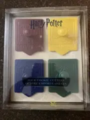 Harry Potter Hogwarts House Crest Embossed Cookie Cutter Set Williams Sonoma