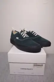 New with Box Common Projects Four Hole EU 41 Made in Italy US 8/8.5 Green Suede