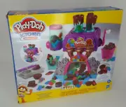 Play-Doh Kitchen Creations Candy Delight Playset with 5 Non-Toxic Play-Doh Cans