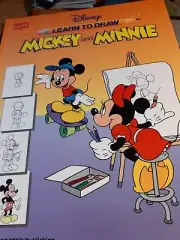 ⭐️Disney Learn To Draw Mickey and Minnie, Walter Foster Pub.