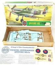 Airfix 1:72 British RAF SPITFIRE VB WWII Fighter Plane Kit MIB`75 Early Model!