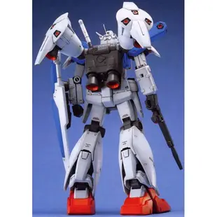 【BANDAI】組裝模型 MG 1/100 機動戰士鋼彈 RX-78 GP01Fb 鋼彈試作1號機 全方位推進型 公司貨