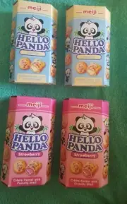 4 PACK MEIJI HELLO PANDA STRAWBERRY & VANILLA CREME CENTER & CRUNCHY SHELL