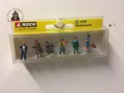 Noch 15470 Market People (6) and Dog Figure Set - OO / HO Gauge