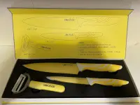 在飛比找Yahoo!奇摩拍賣優惠-acrobak三件刀具組 材質：刀身-2CR14Stainl