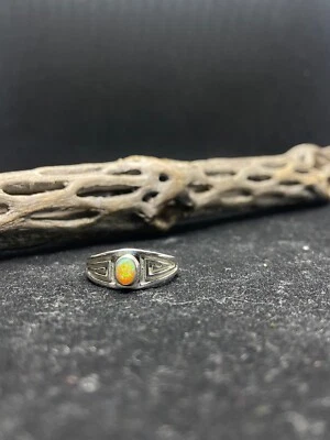 Native American Navajo yellow fire opal sterling silver ring size 9