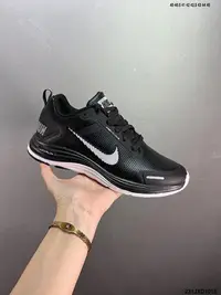 在飛比找Yahoo!奇摩拍賣優惠-耐克Nike Air Zoom Winflo 24 登月皮面