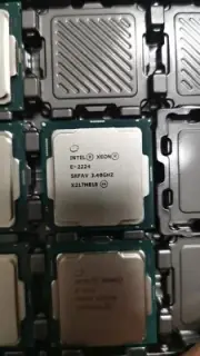 Intel® Xeon® E-2224 CPU SRFAV