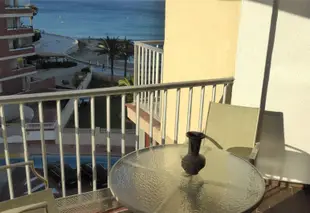 卡爾佩公寓飯店精彩海景專屬花園無線上網一房公寓飯店 - 離海灘 20 公尺
