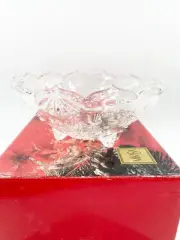 MIKASA CROWN ROYAL " SNOW FLAKE " 9.25" CRYSTAL BOWL